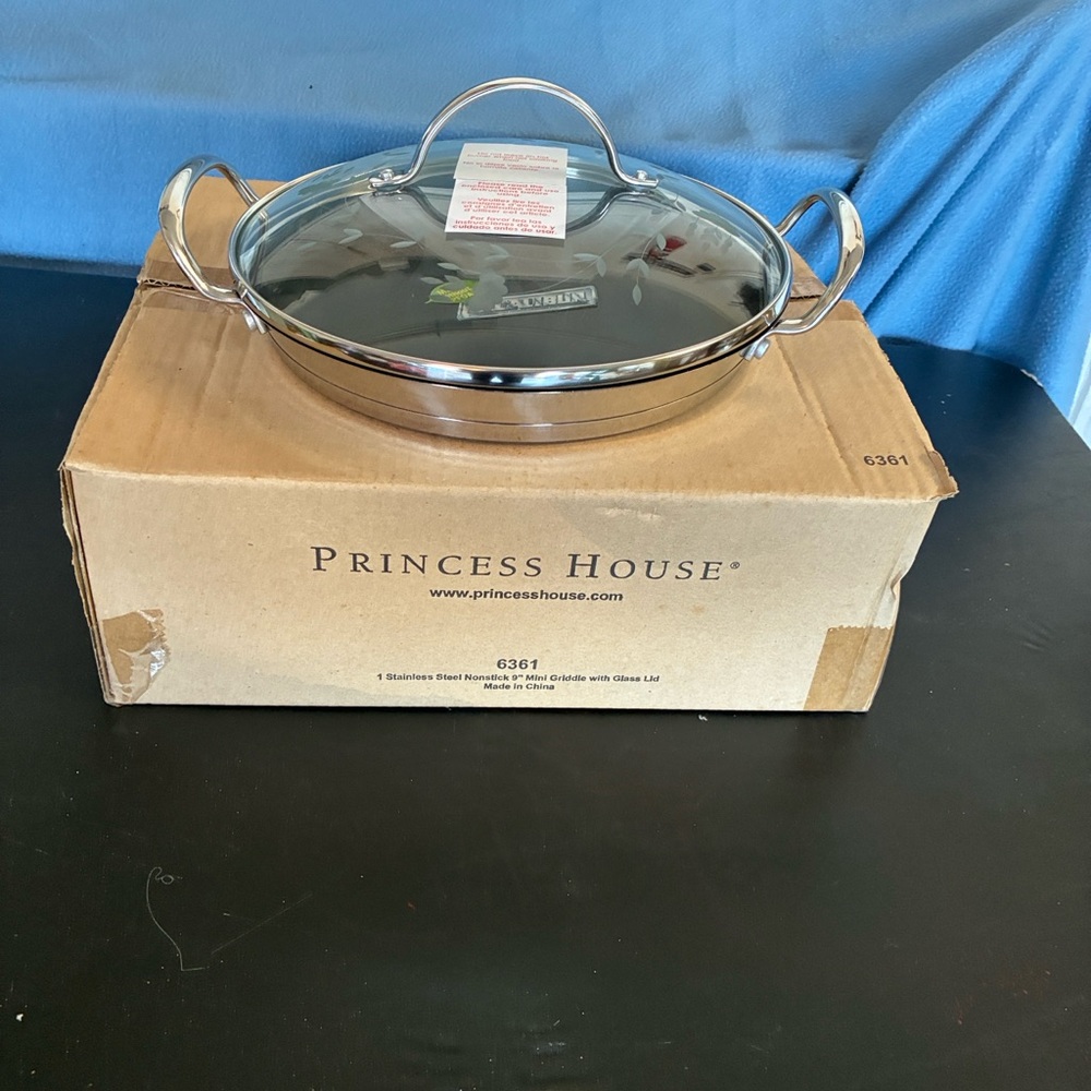 Princess House Silver Cookware with Glass Cover